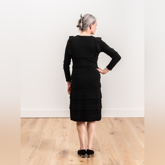 NWOT CARVEN TIERED RUFFLE SWEATER DRESS BLACK MIDI LONG SLEEVE MODEST CREW NECK - Picture 11 of 15